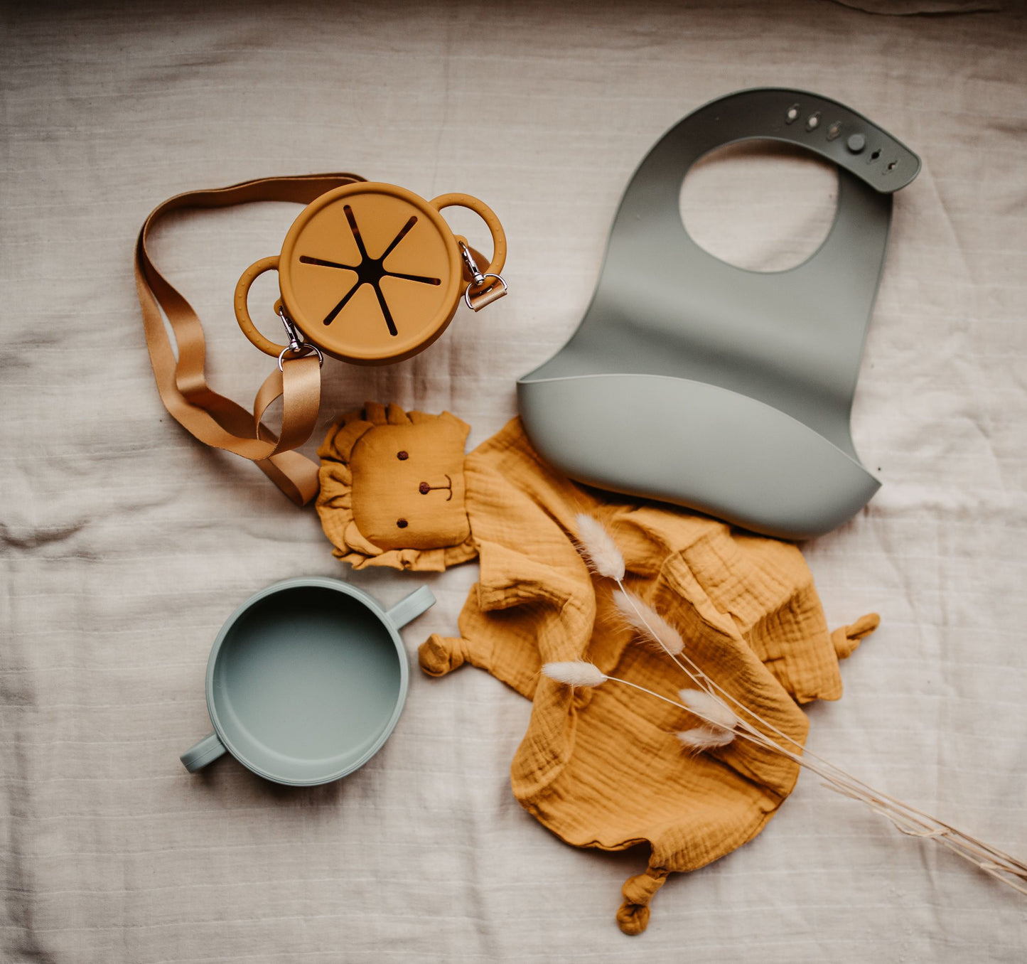 Salabim Silikon kopp med håndtak - Moody blue